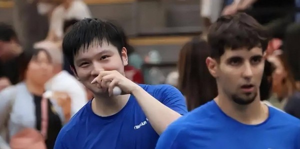 连输两场，谁还敢说樊振东去德甲是降维打击？