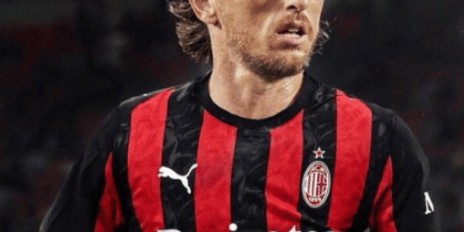 签约金球巨星＋意甲金靴！米兰夏窗神了！红鸟醒悟，意甲争冠变天