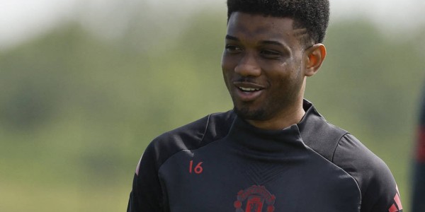 爆！曼联5500万镑报价姆贝莫遭拒！枪手名宿：去热刺，别去重建队！