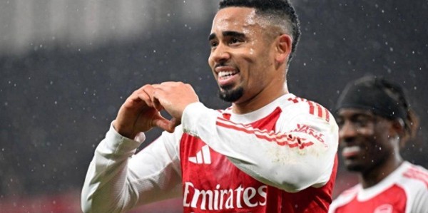 4-0到0-3！足坛意甲争四：枪手16分钟屠城，马竞刚灭巴萨就遭保级队暴揍！